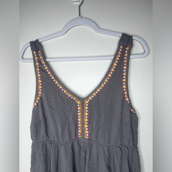 Torrid Charcoal Tank Top with Vibrant Embroidery - Picture 3 of 7